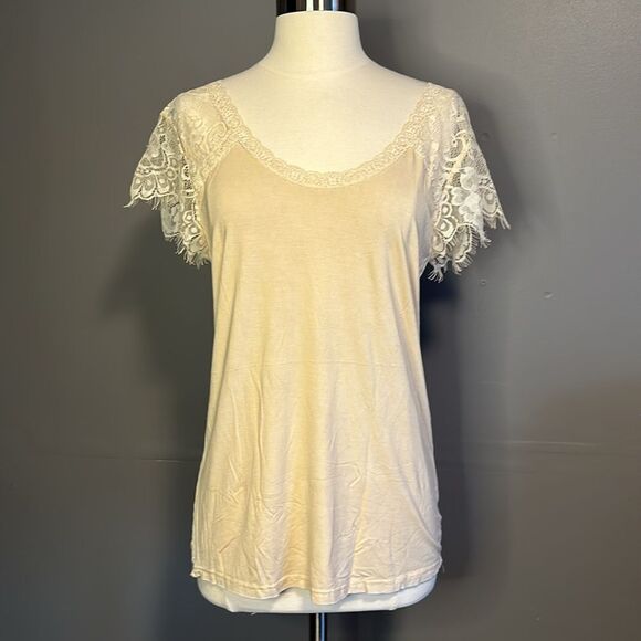 POL - Sweetheart Eyelash Lace Sleeve Shirt sz Small in TAN/Cream color - Picture 5 of 9